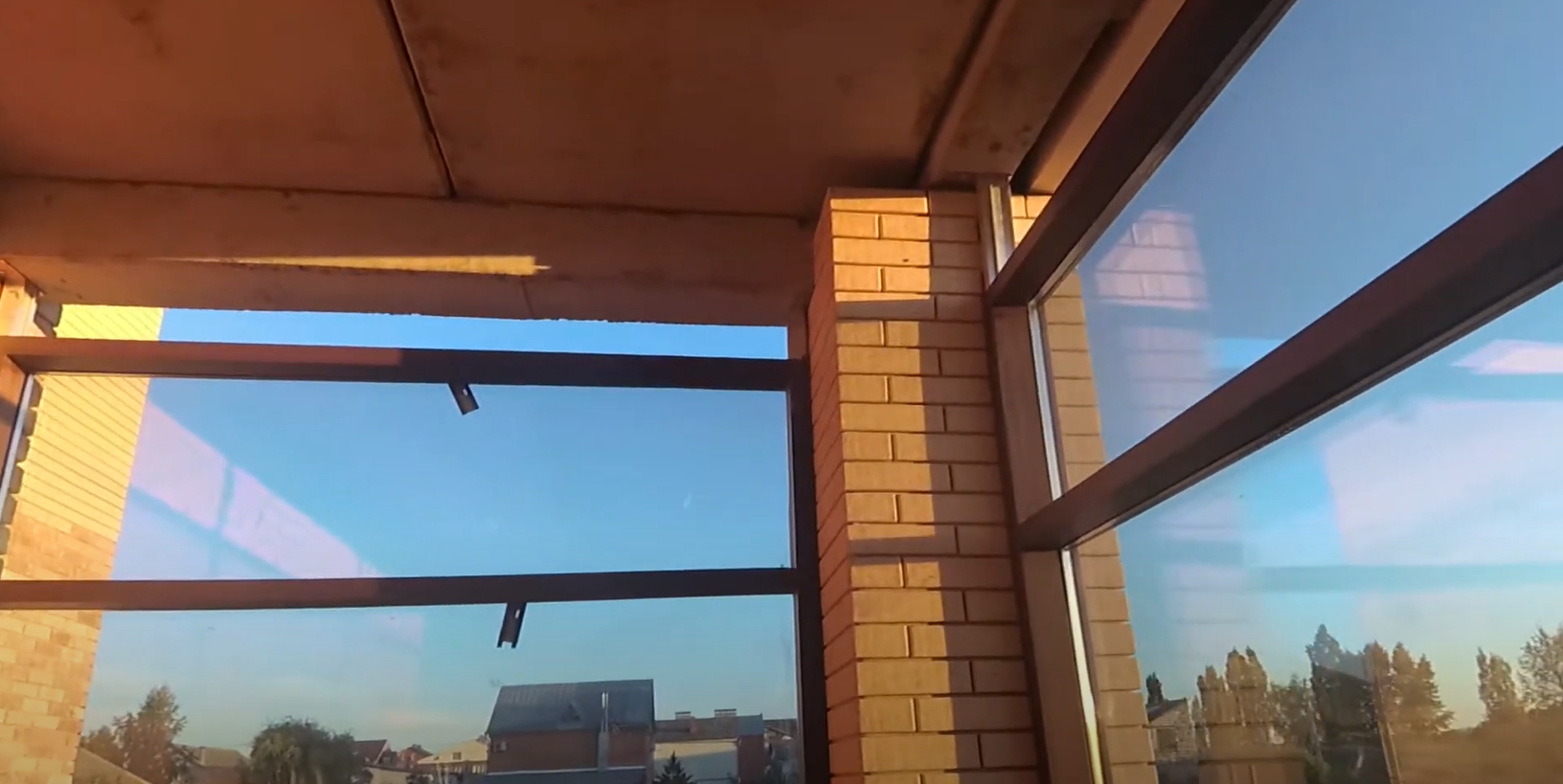 Установка алюминиевого профиля для фасада